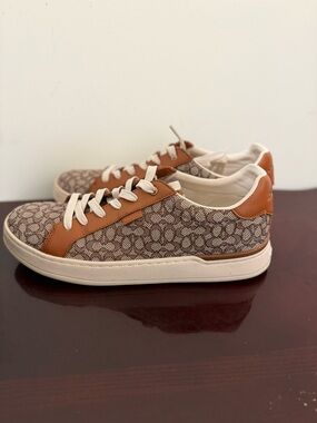 Coach Lowline low top sneaker signature jacquard tan brown monogram women’s 11